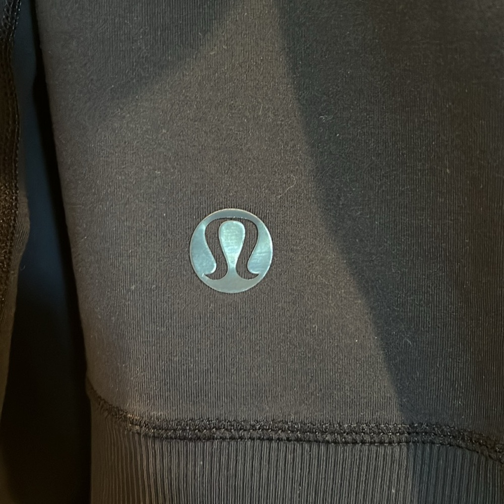 Lululemon Black Hooded Zip Jacket Size 8 - Picture 8 of 9
